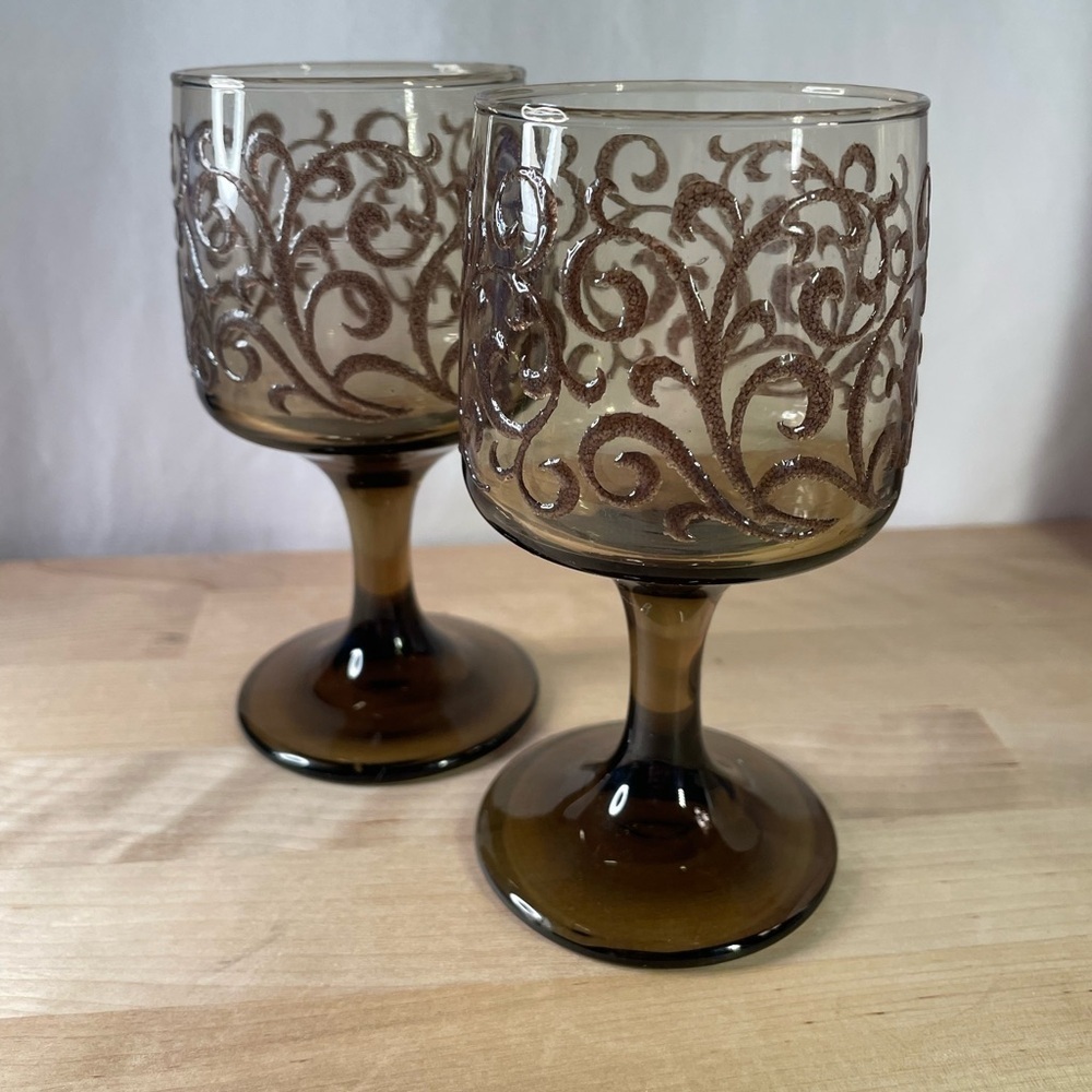 Pair of Vintage Libbey Prado Tawny Brown Raised Scroll Wine Glasses 5.5 inches